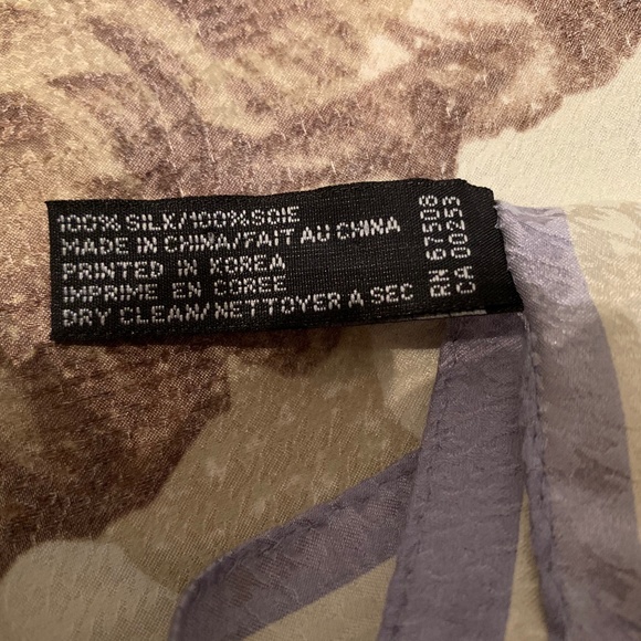 Scarf - Picture 4 of 5